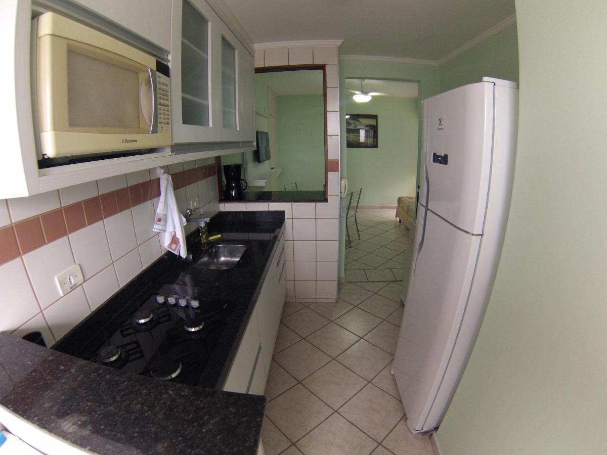 Apartamento Charmoso A 50M Da Praia Карагуататуба Екстериор снимка
