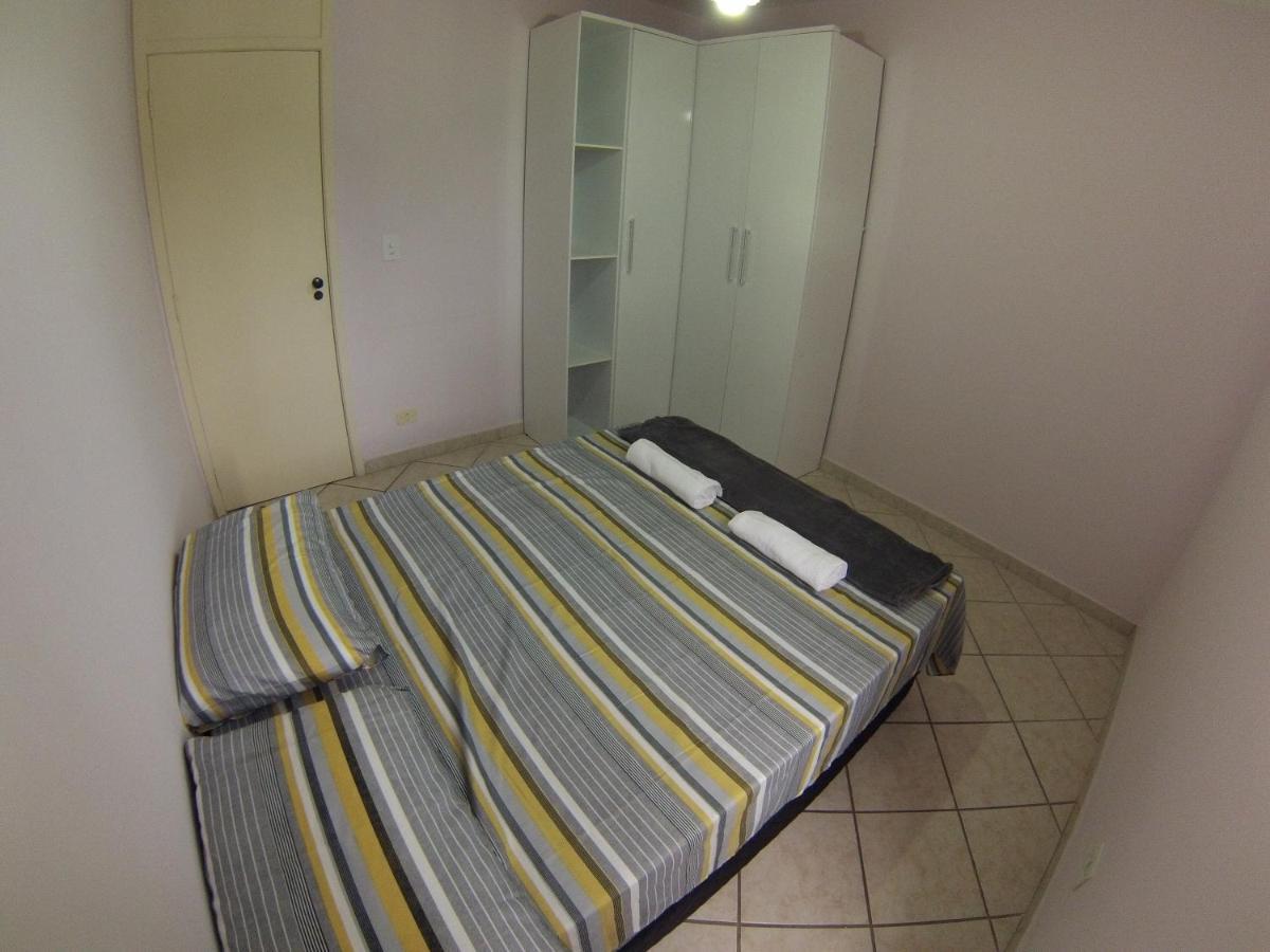 Apartamento Charmoso A 50M Da Praia Карагуататуба Екстериор снимка